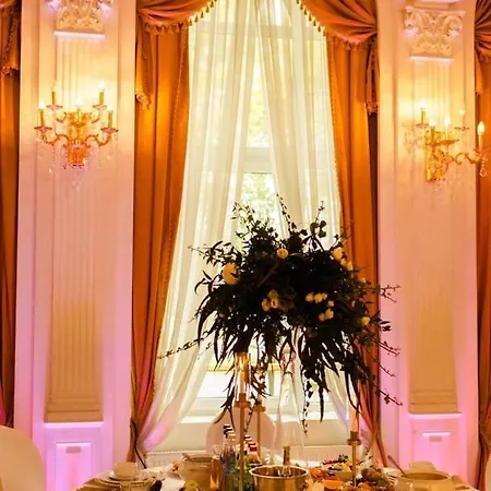 Hotel Holiday Park Varsovie