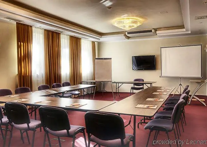 Hotell Hotel Holiday Park