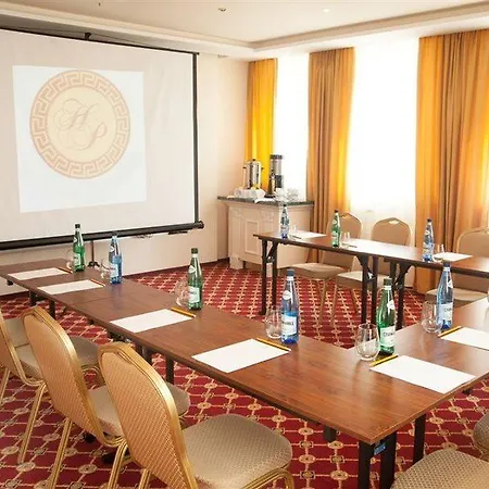 Hotel Hotel Holiday Park Warschau
