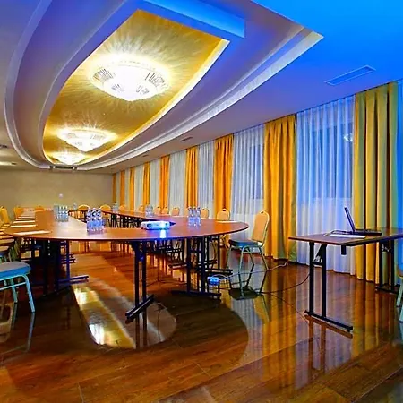 Hotel Hotel Holiday Park