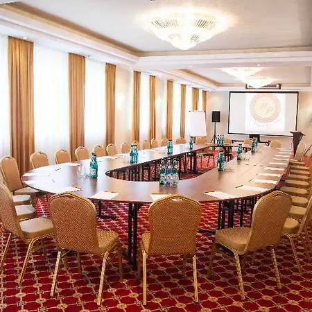 Hotel Holiday Park Warschau