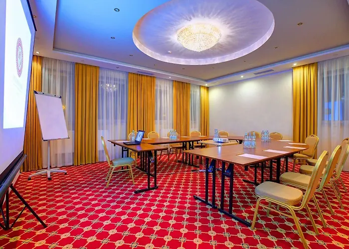 Hotel Holiday Park Hotel