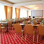 Hotel Holiday Park Hotel