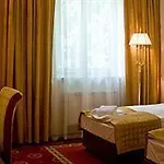 Hotel Holiday Park Hotel