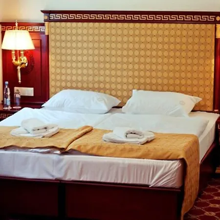 Hotel Holiday Park 3*